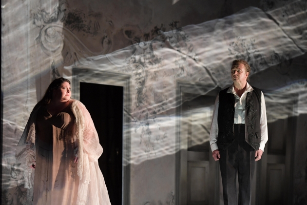 Angela Meade (Adriana Lecouvreur) & Vincent Volfsteiner (Maurizio)