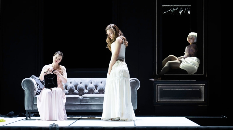 Katharina Magiera (Bradamante), Monika Buczkowska-Ward (Alcina), Shelén Hughes (Morgana)