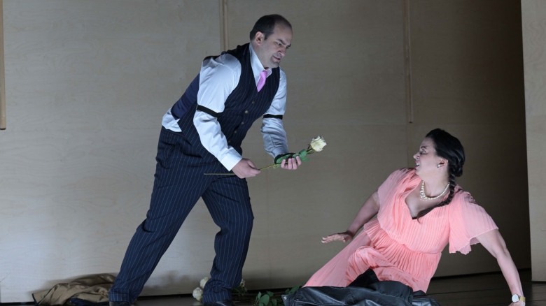 Theo Lebow (Contareno), Bianca Tognocchi (Bianca)