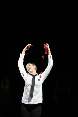 Bianca Andrew (Carmen)