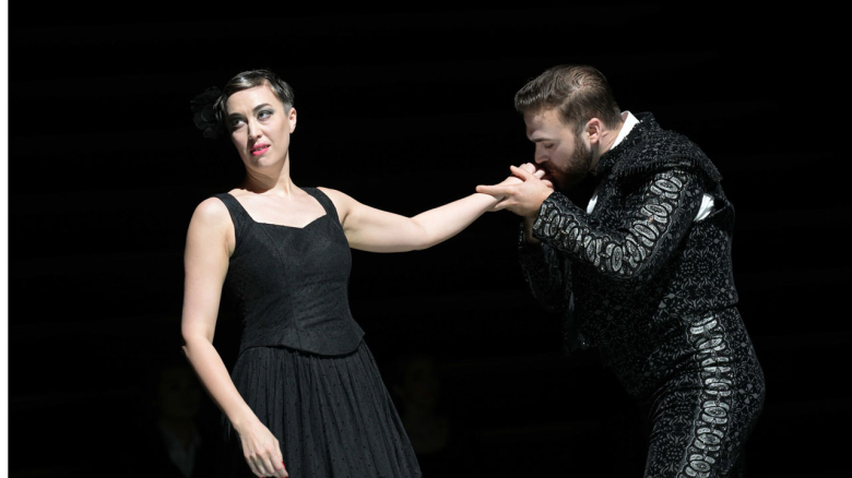 Bianca Andrew (Carmen) & Erik van Heyningen (Escamillo)