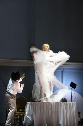 frühere Besetzung (Fiordiligi), Kelsey Lauritano (Dorabella)