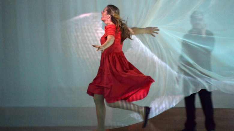 Jennifer Holloway (Grete) & Ian Koziara (Fritz) 