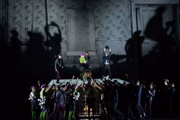 Michael Porter (Körner), extra, Björn Bürger (Georg) & Theo Lebow (Krell) and chorus