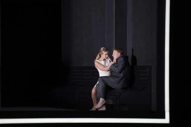 Agneta Eichenholz (Clara) und Daniel Schmutzhard (Nathanael) 