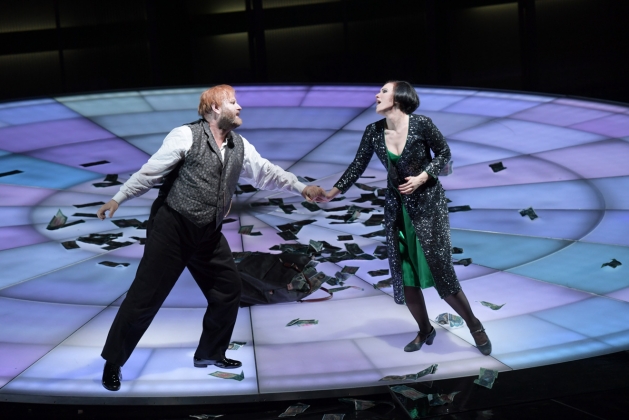 Frank van Aken (Alexej),  Sara Jakubiak (Polina)