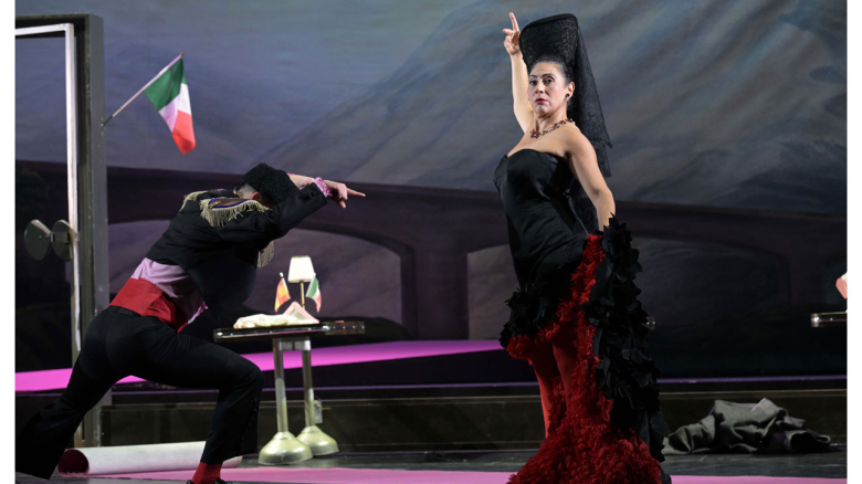 Tijanji Lin (Adolfo von Valladolid, playing a bull) & Juanita Lascarro (Princess of Granada)
