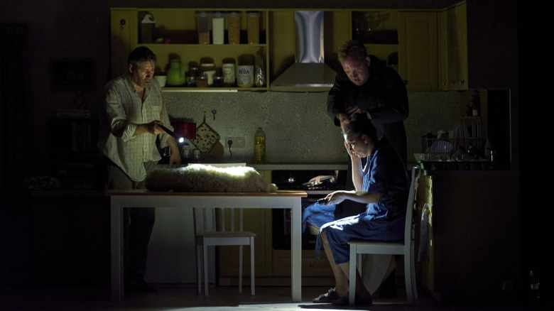 Andreas Bauer Kanabas (Adahm), Ambur Braid (Chawa) & Ian Koziara (Chabel)
