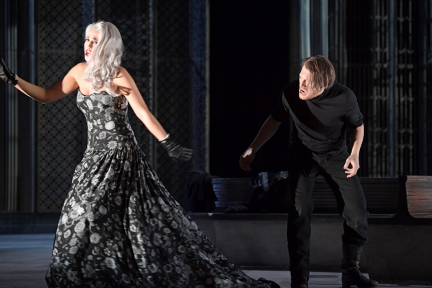Maria Bochmanova (Tatiana), Daniel Schmutzhard (Eugen Onegin)