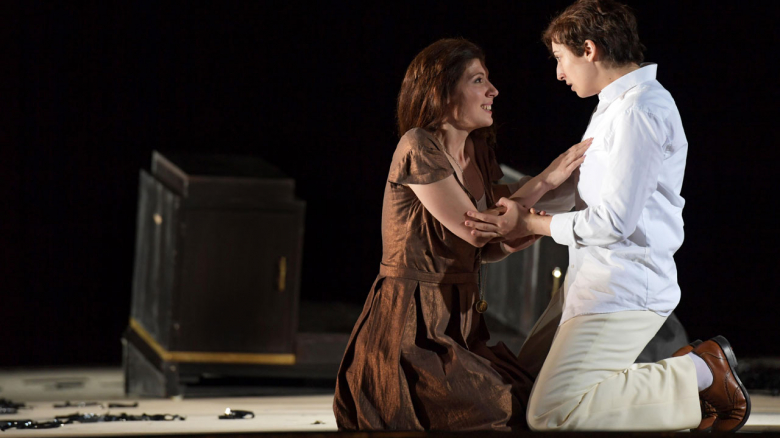 Florina Ilie (Ilia), Cecelia Hall (Idamante)