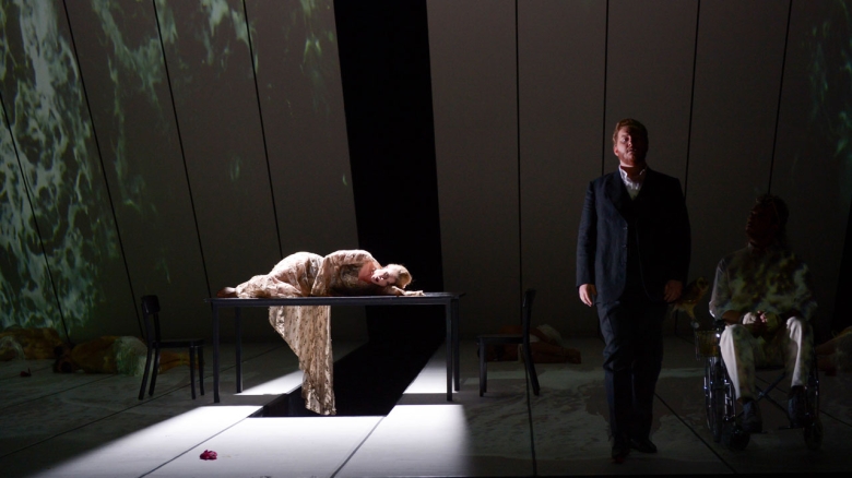 Jane Archibald (Roxana), Nicholas Brownlee (Roger) & Samuel Levine (Edrisi; in wheelchair)