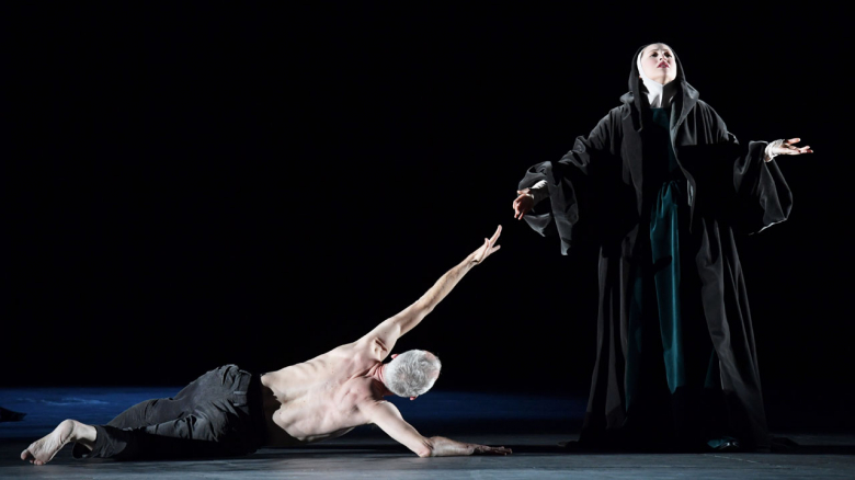<i>(Stabat mater)</i> Frank Albrecht (Vespone), Kelsey Lauritano (Alt)