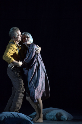 Dmitry Golovnin (Sergey) & Anja Kampe (Katerina Izmailova) 