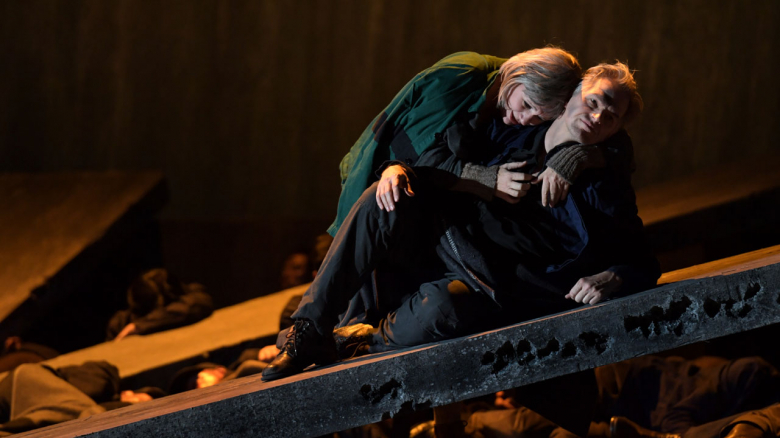 Anja Kampe (Katerina Izmailova) & Dmitry Golovnin (Sergey) 