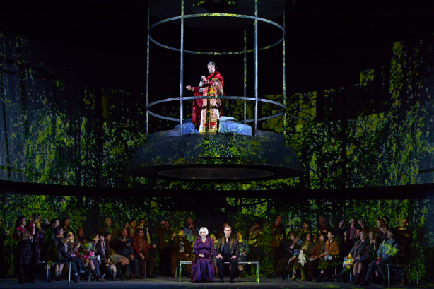 Alfred Reiter (Priest), Anja Kampe (Katerina Izmailova) & Dmitry Golovnin (Sergey)