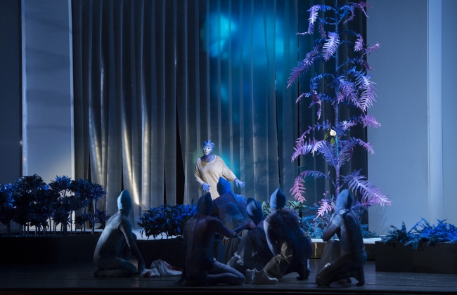 Claudia Mahnke (Selika) & chorus