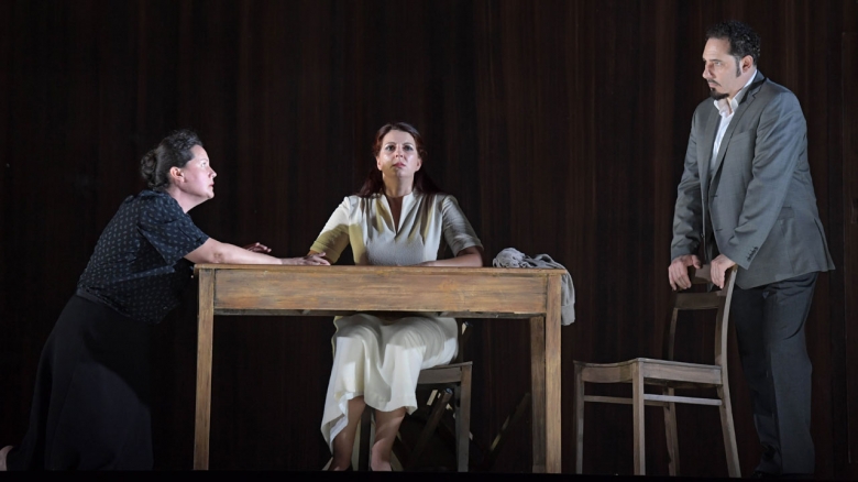 Elza van den Heever (Norma), Dshamilja Kaiser (Adalgisa) & Stefano La Colla (Pollione)