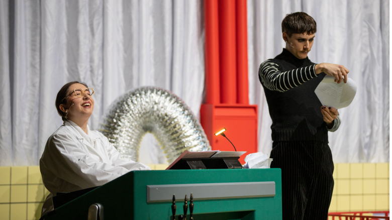 »Oper für Kinder« <em>Holle!</em>