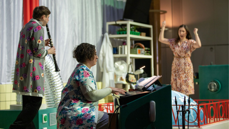 »Oper für Kinder« <em>Holle!</em>