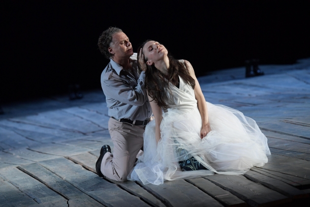 Roberto Saccà (Otello), Olesya Golovneva (Desdemona)