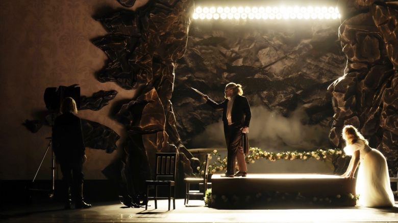Ian Koziara (Parsifal), Iain MacNeil (Klingsor), Jennifer Holloway (Kundry)