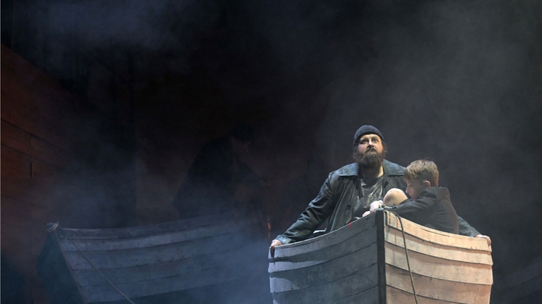 Allan Clayton (Peter Grimes) & Jakob Fritschi (Apprentice)
