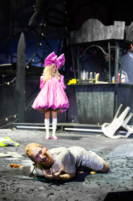 Jarrett Porter (Punch) & Danae Kontora (Pretty Polly)