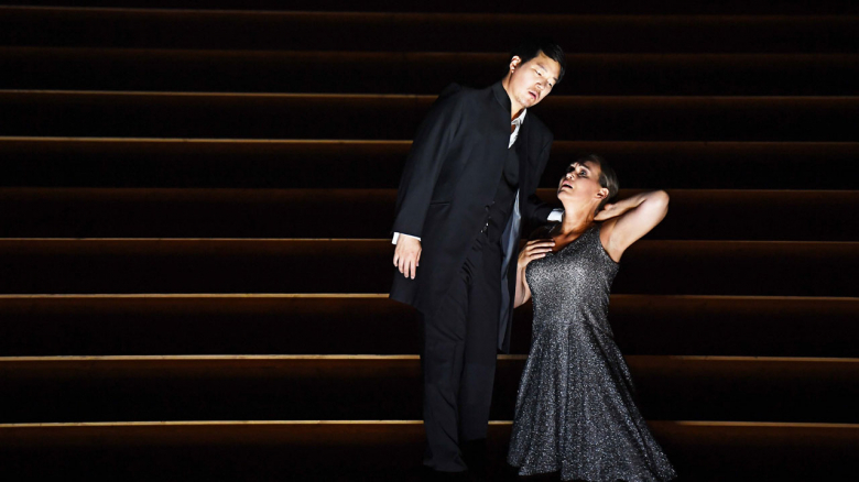 Kihwan Sim (Triidate), Jenny Carlstedt (Polissena)  