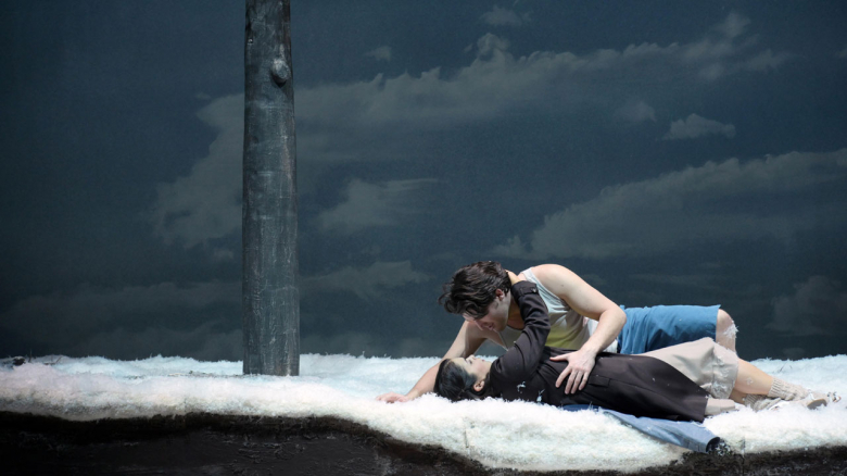 Jonathan Abernethy (Sali) & Simone Osborne (Vreli)