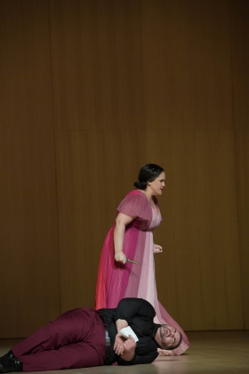 Keri Alkema (Floria Tosca), Dimitri Platanias (Baron Scarpia)