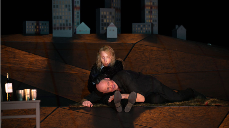 Iurii Iushkevich (The Boy), Bo Skovhus (The Protector) 